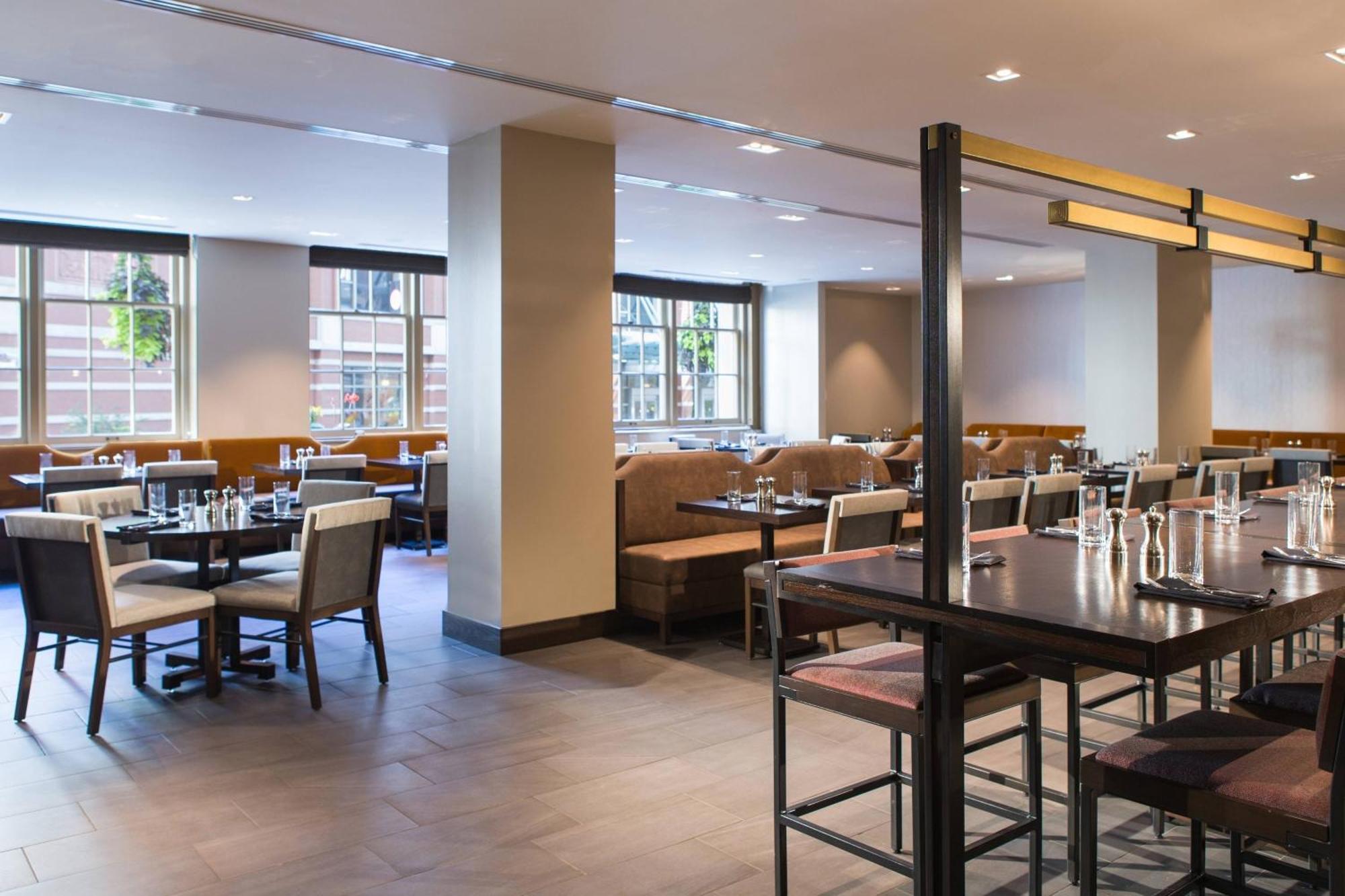 Marriott St. Louis Grand Hotel Ngoại thất bức ảnh