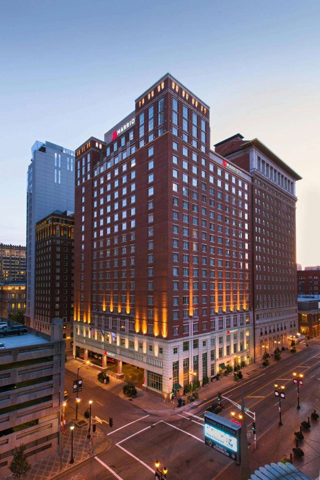 Marriott St. Louis Grand Hotel Ngoại thất bức ảnh